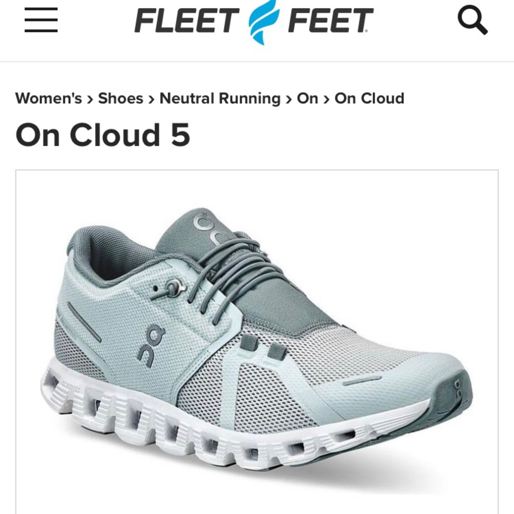 LIKE NEW On Running Cloud 5 size 7.5 womens athletic shoes